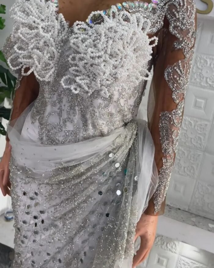 NIGERAIN WHITE COLOUR CRISTAL GEORGE FABRIC - Image 1