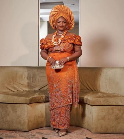 NIGERAIN BROWN COLOUR CRISTAL GEORGE FABRIC